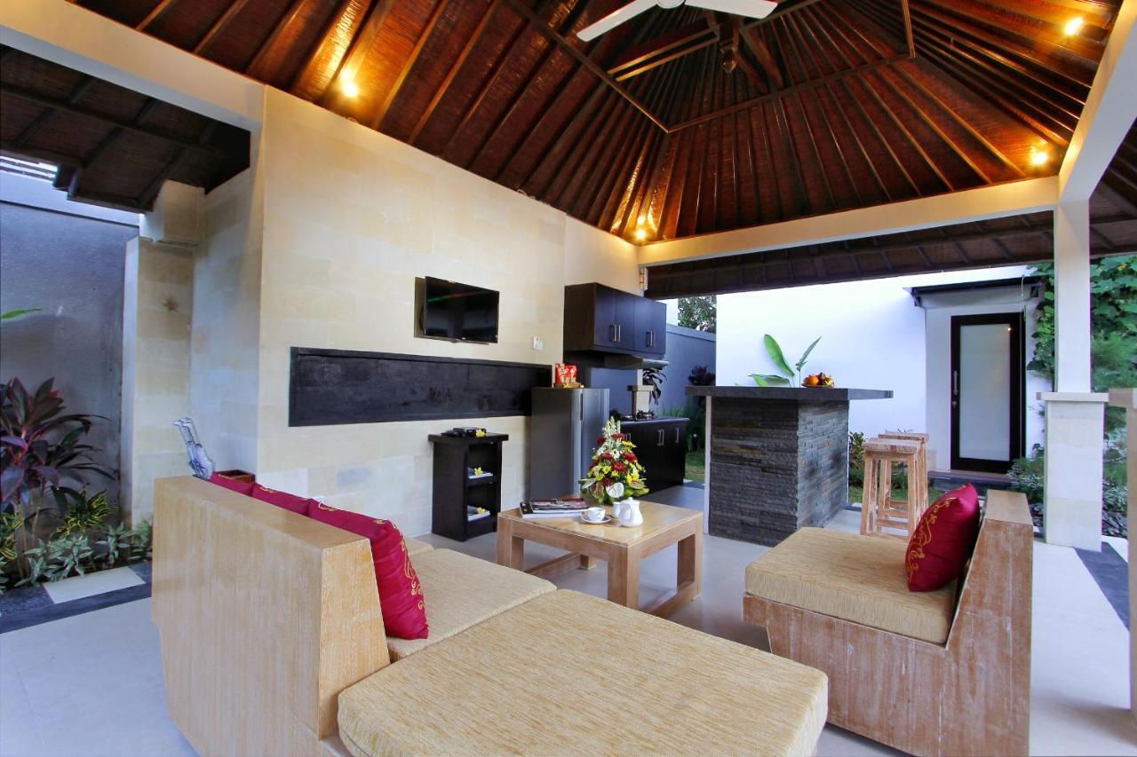 Agata Villas Seminyak Exterior foto
