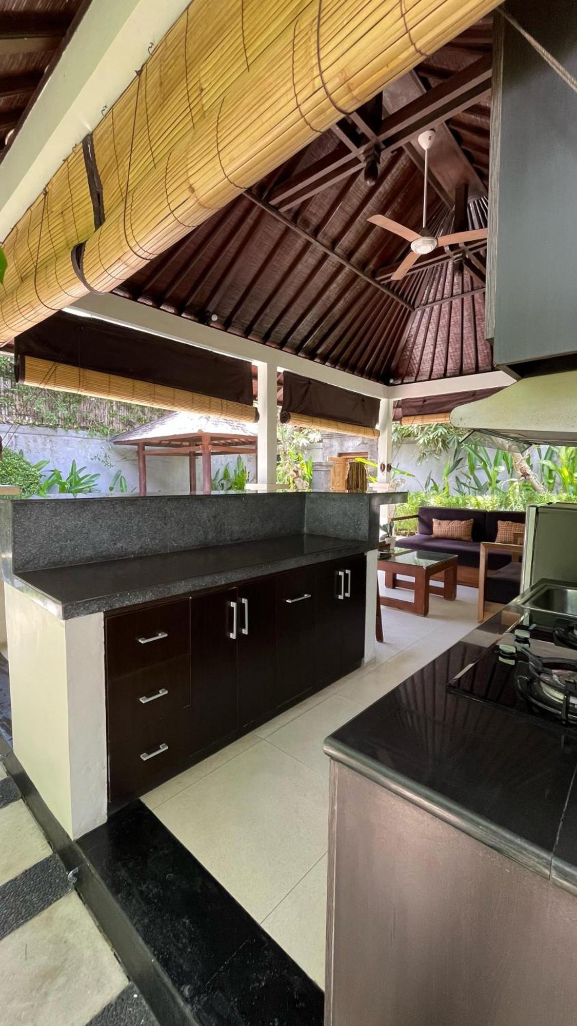 Agata Villas Seminyak Exterior foto